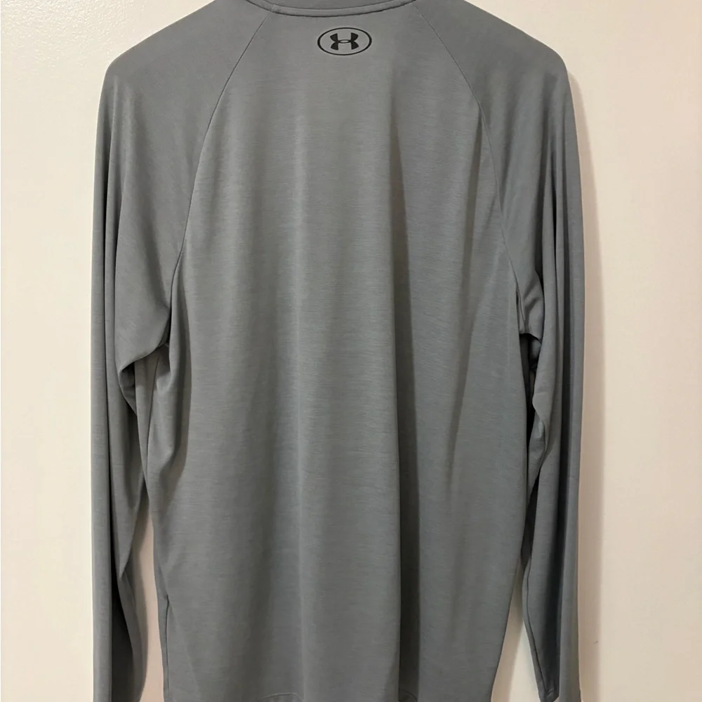 Under Armour Men’s Gray Quarter-Zip Performance tech top - Picture 3 of 5